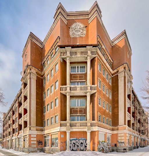 Здание бывшей гостиницы 