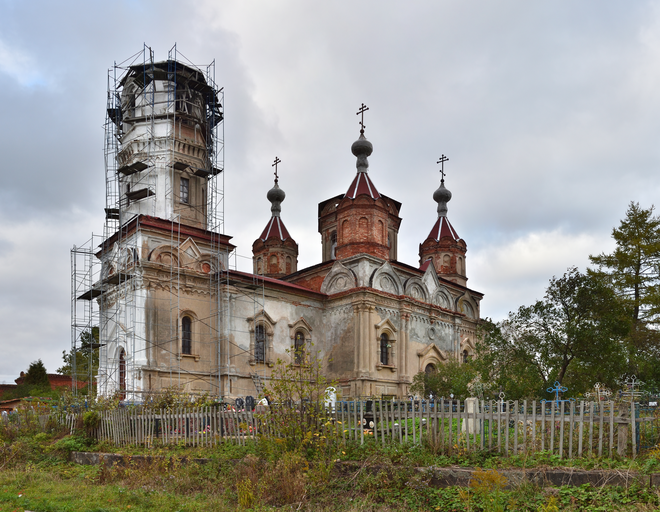 Храм Святой Троицы Живоначальной