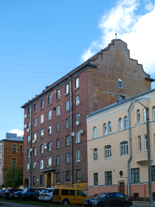 Жилой дом акционерного общества «Калеваринне» (Выборг)