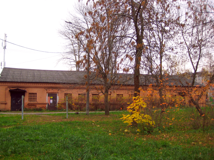 Казарма Офицерской стрелковой школы (Ломоносов)