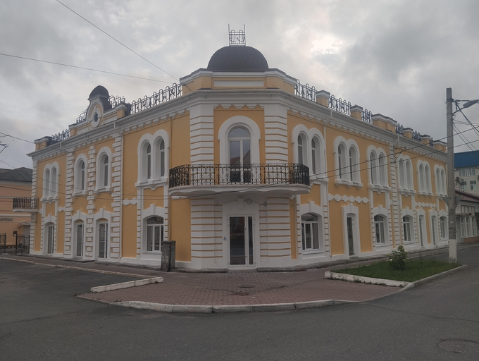 <<ОФИСНОЕ ЗДАНИЕ>>