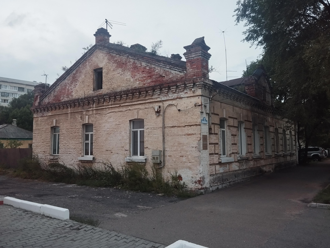 <<ЧАСТНЫЙ ЖИЛОЙ ДОМ>>