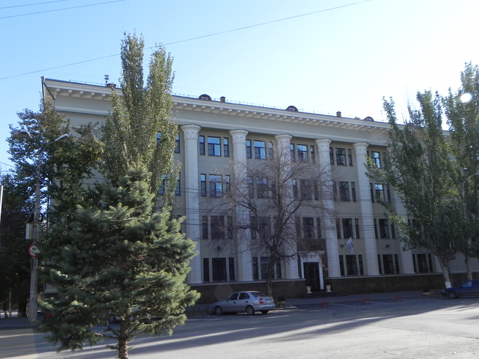 <<ОФИСНОЕ ЗДАНИЕ>>