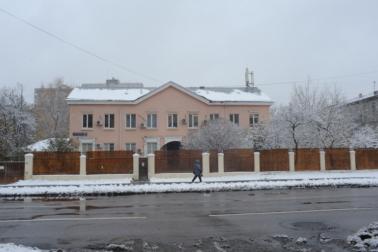 Проспект 40 лет Октября 9 с1