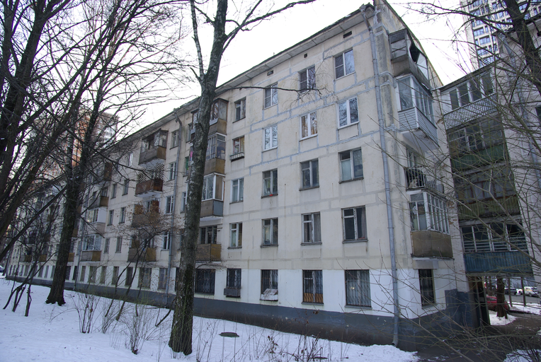 Херсонская улица 32 к1