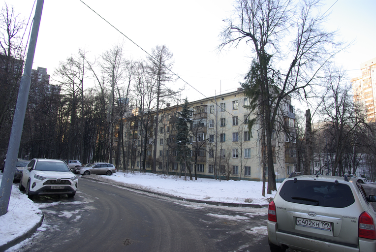 Херсонская улица 36 к2