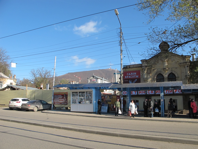 Дом с русалками и атлантами