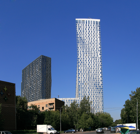 Дом на Мосфильмовской