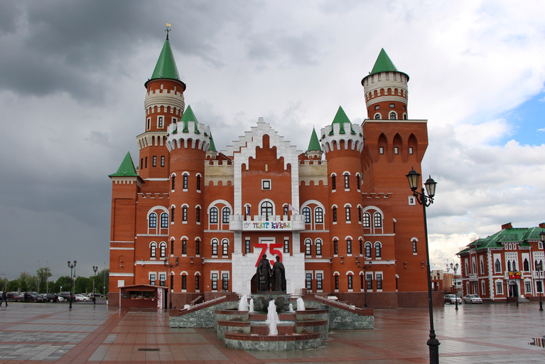 Театр-центр для детей и молодёжи